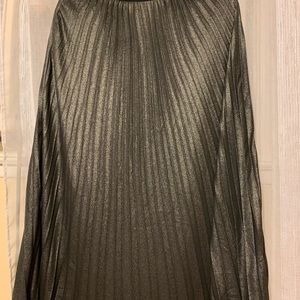 H&M pleated skirt